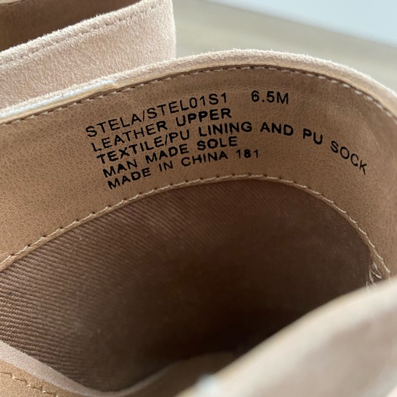 Suede Steve Madden Mule - Picture 3 of 4